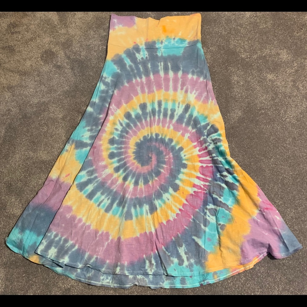 One of a Kind Lularoe Custom Tie Dye Maxi Large